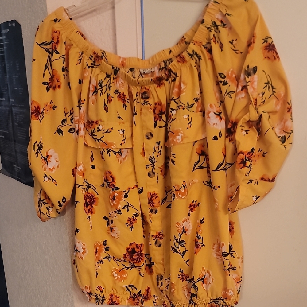 Yellow Gold Puff Sleeve Blouse with Smocked Ruffles